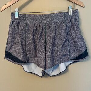 Lululemon Hotty Hot Low-Rise Lined Short 4" Heather Lux Multi Black / Gray Sz 10